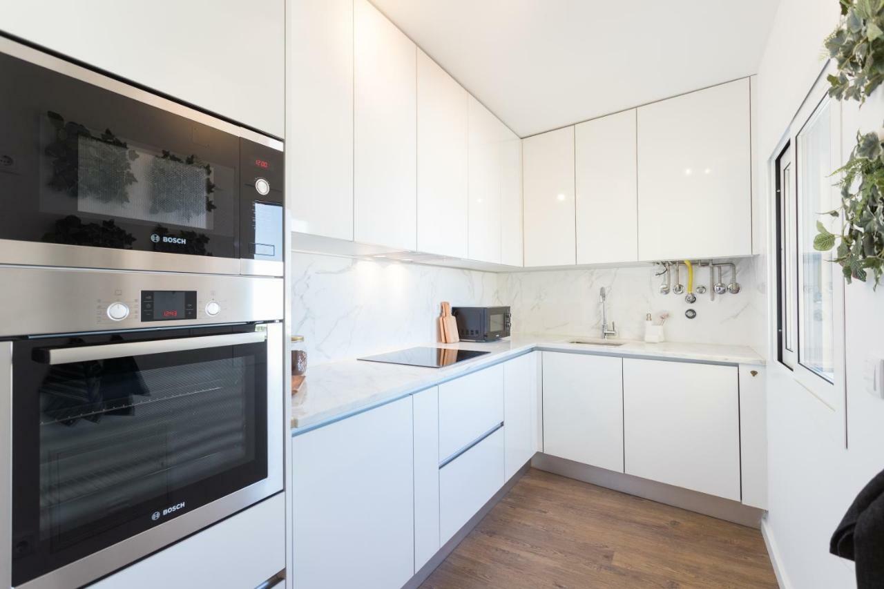 Appartement Alfama Lounge Three-bedroom W/ River View And Parking - By Lu Holidays Lissabon