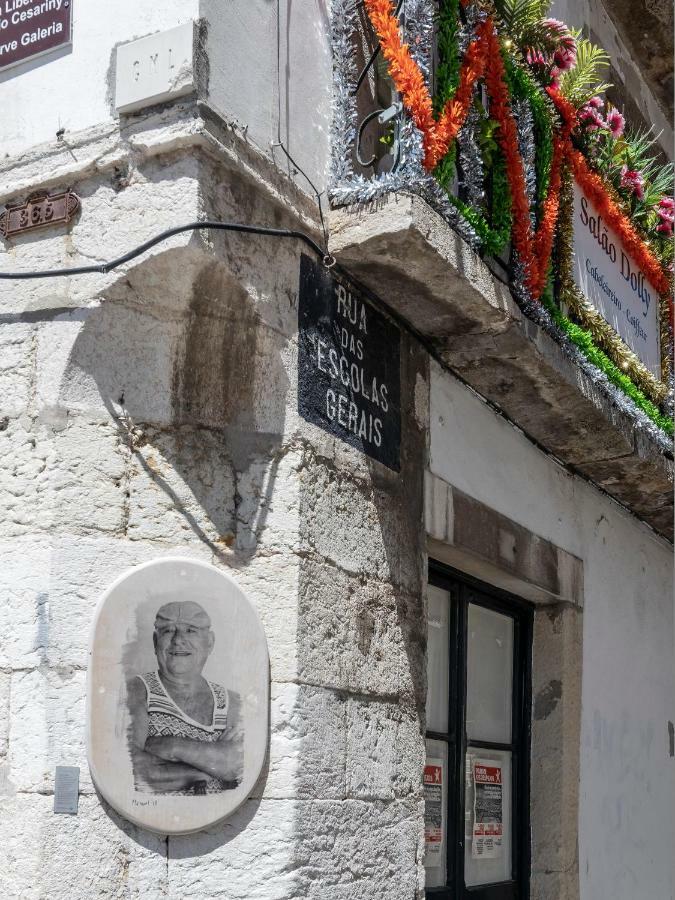 Alfama Street View Apartment *