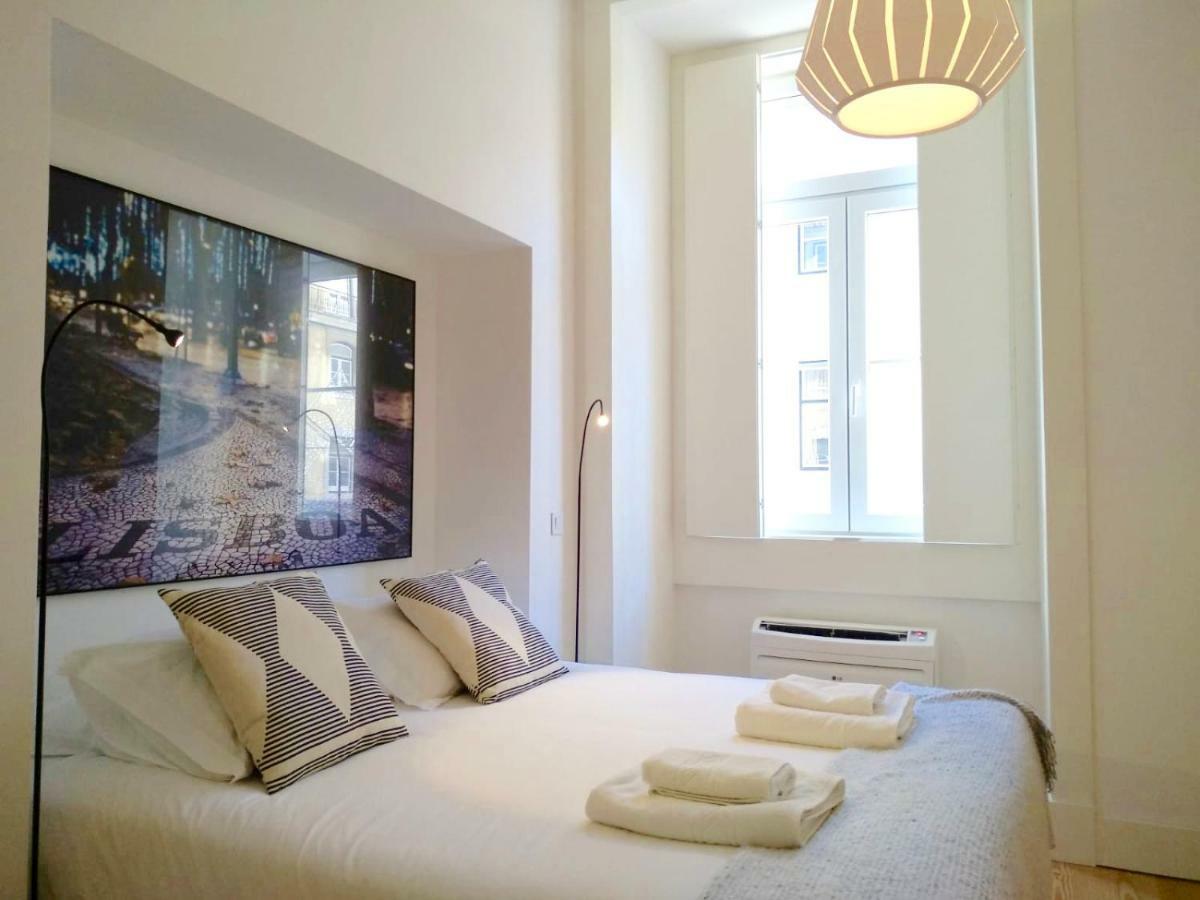 Downtown Sunny Apartment *