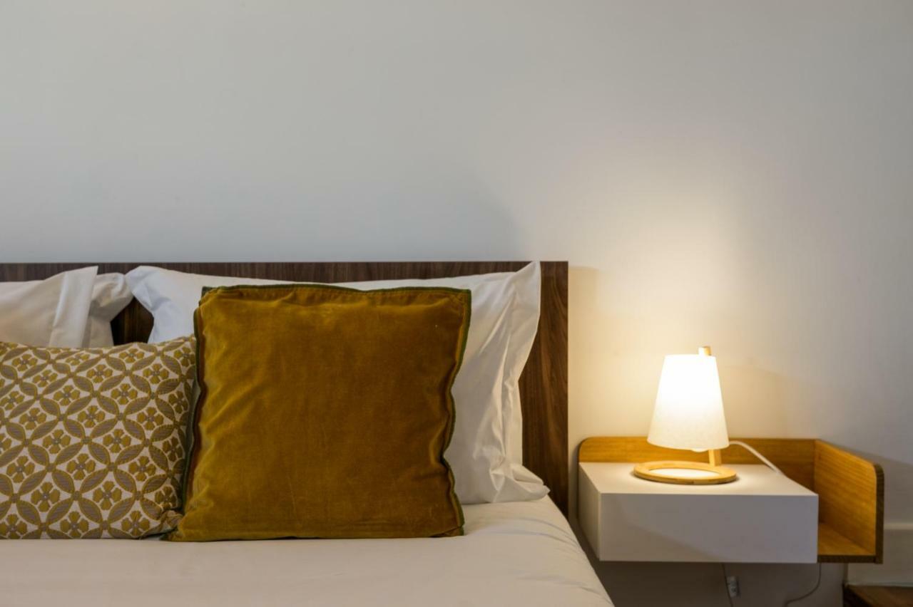 Hip Tailor Made Duplex Penthouse In Bairro Alto Appartement