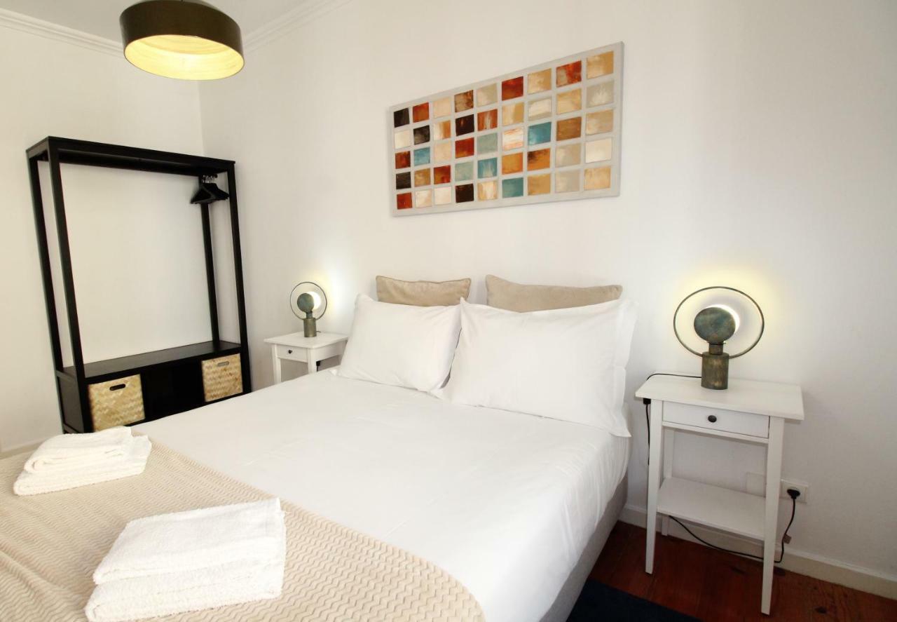 Sete Rios, Near Zoo Lisboa/ Free Wifi * Lissabon