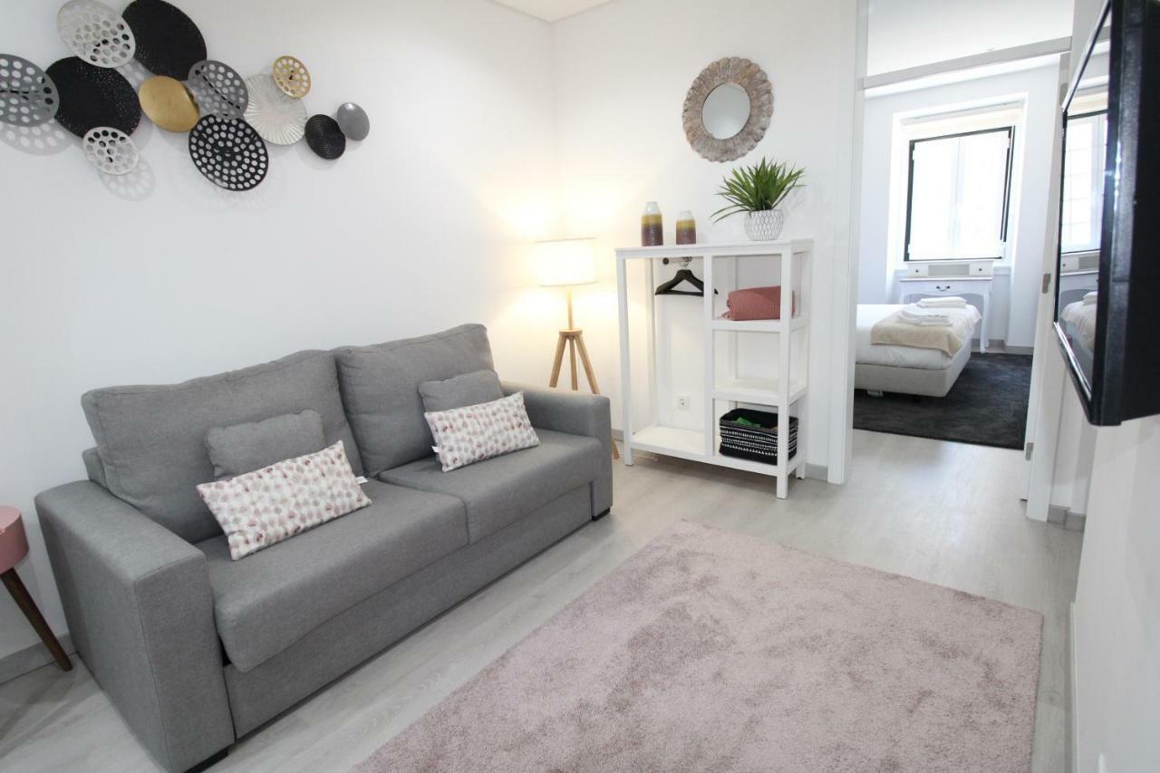 Moderno Nas Olaias A 5 Minutos Da Faculdade Isel E Ist Appartement Lissabon