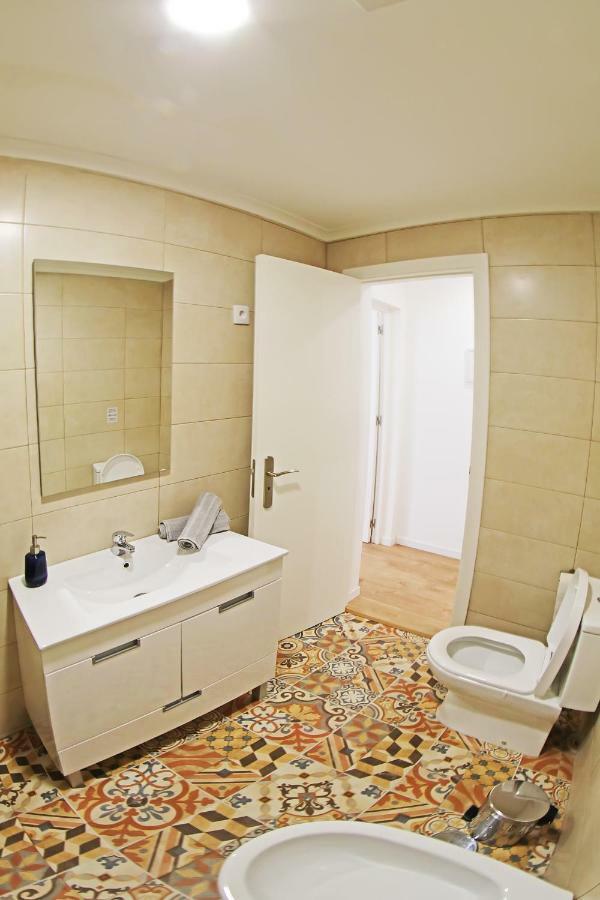 Romantichome At Alfama's Heart Appartement Lissabon