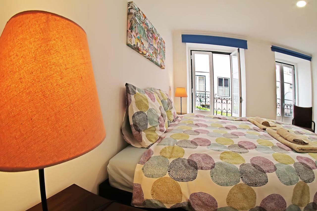 Romantichome At Alfama's Heart Appartement Lissabon