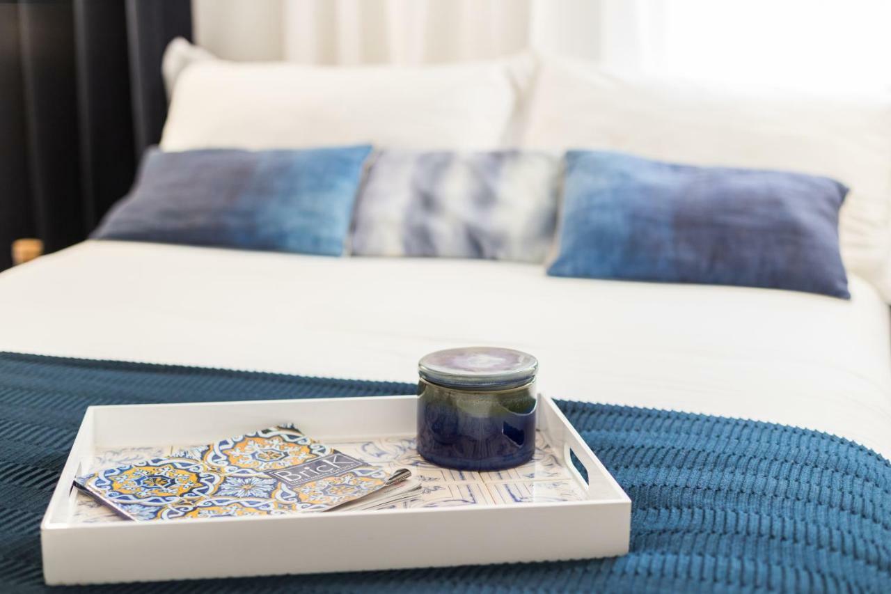 Bed & Breakfast Airport 4*