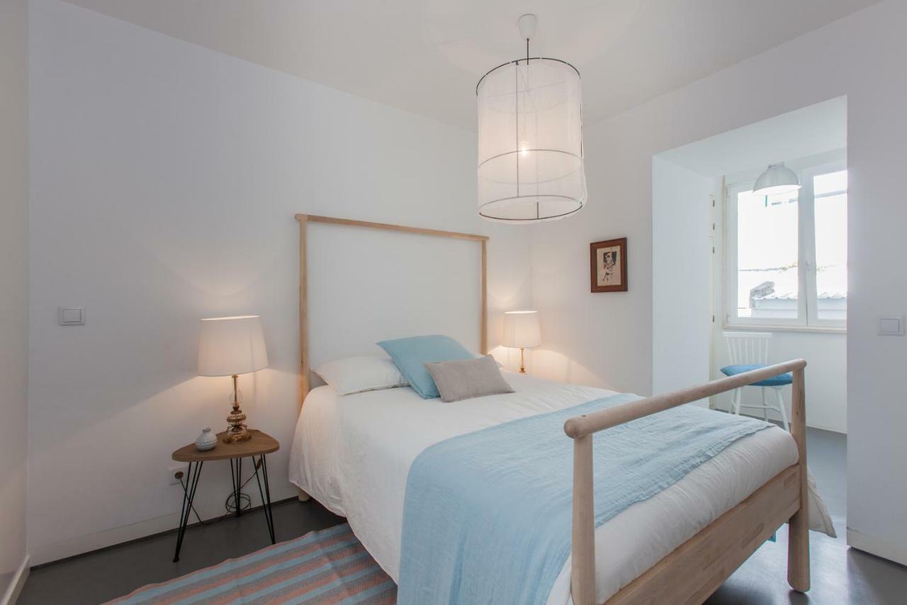 Renovated With Private Courtyard, By Timecooler * Lissabon