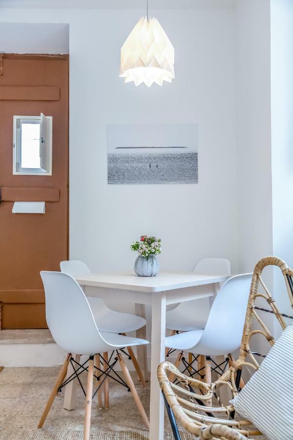 Renovated Typical Baixa Apartment, By Timecooler Appartement Lissabon