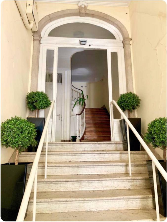 Appartement Charming Sunny Penthouse Lissabon