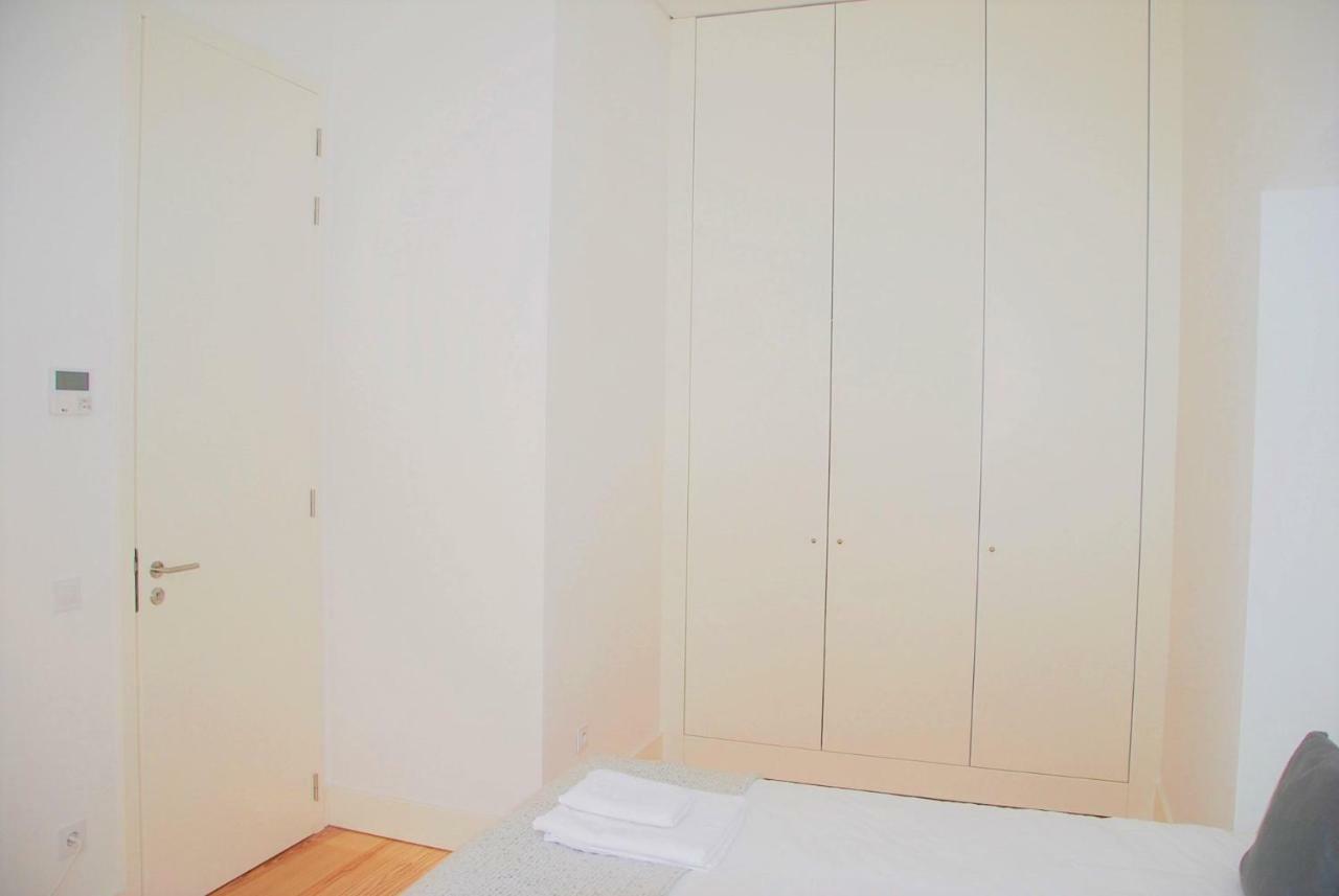 Downtown Sunny Apartment *