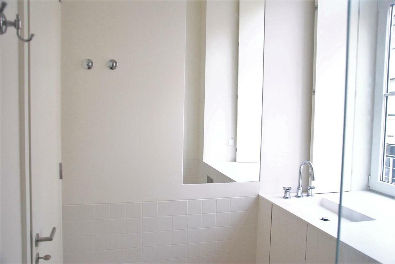 Downtown Sunny Apartment *