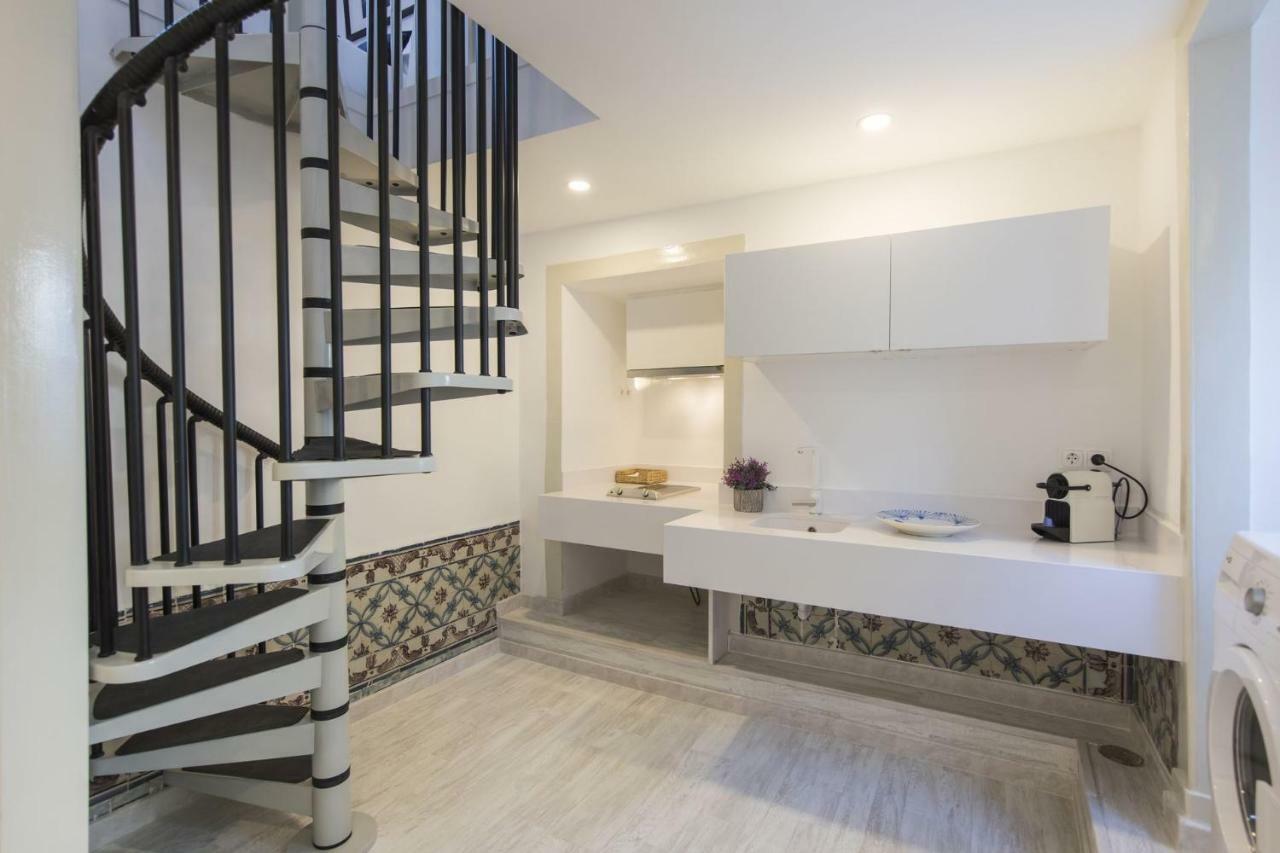 Traditional Duplex In Principe Real Apartment Lissabon