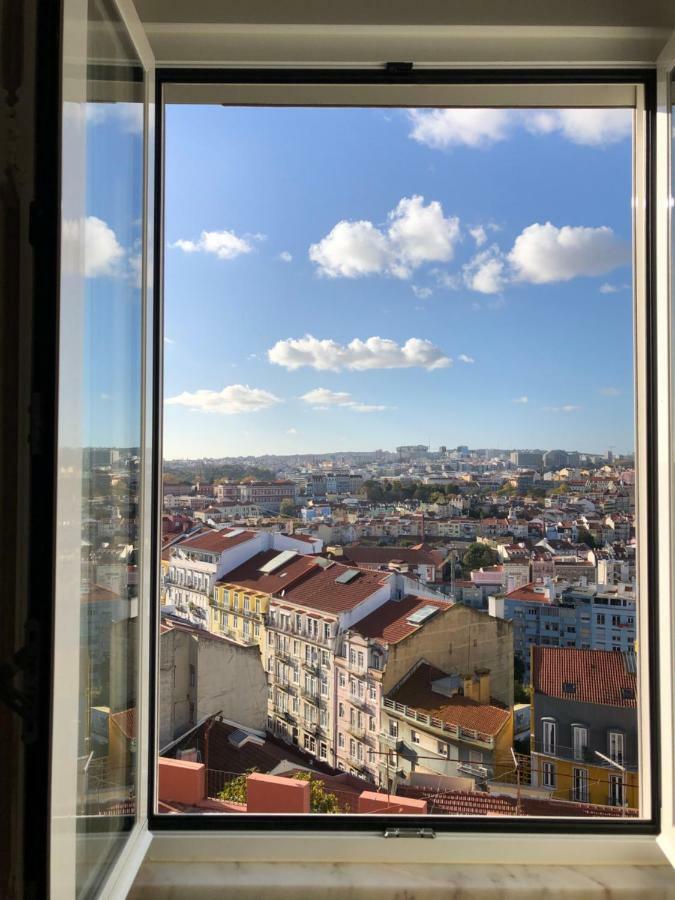 The Hilltop Nest * Lissabon
