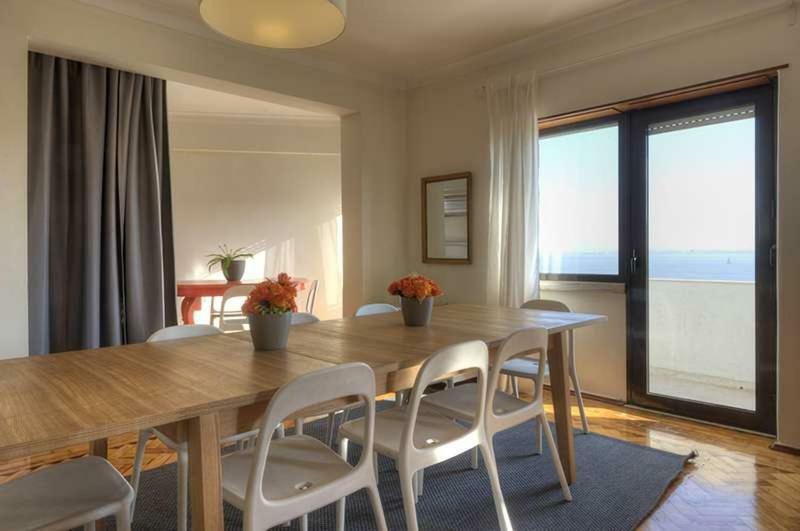 Santa Apolonia 7d - 6 Bedrooms * Lissabon