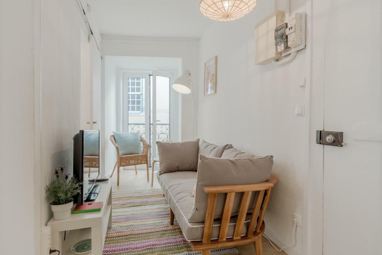 Apartment Sunny Bairro Alto & Chiado Apartment, By Timecooler
