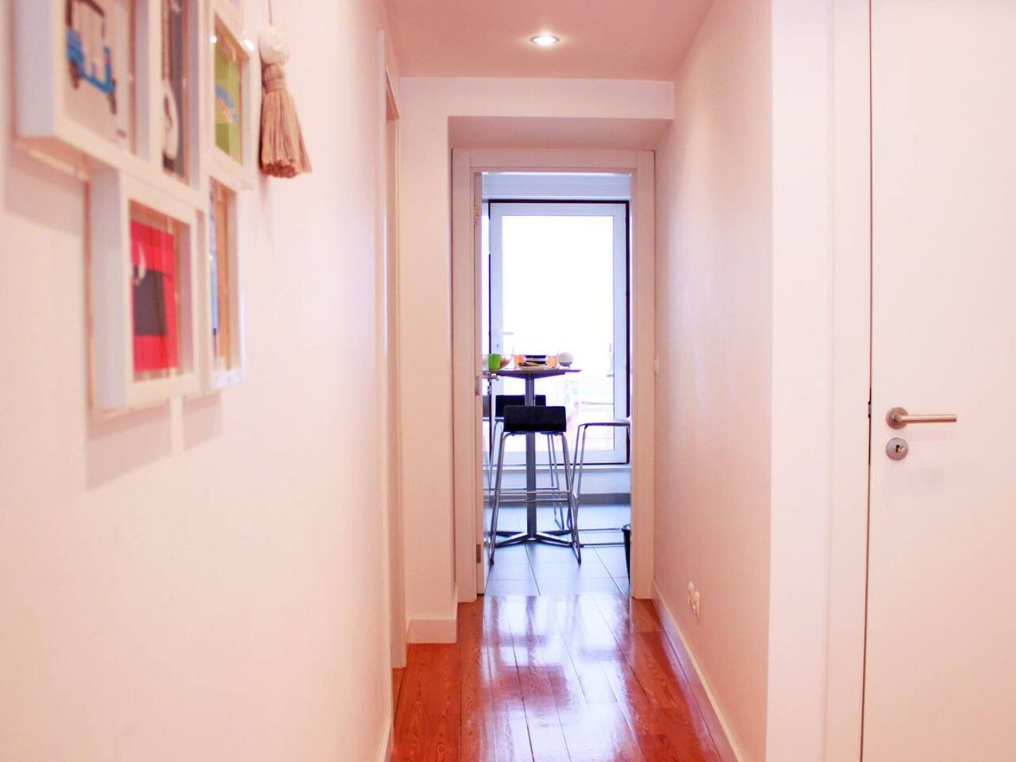 Joivy Modern 1-bed With Terrace, Moments From Sao Bento Palace Appartement *