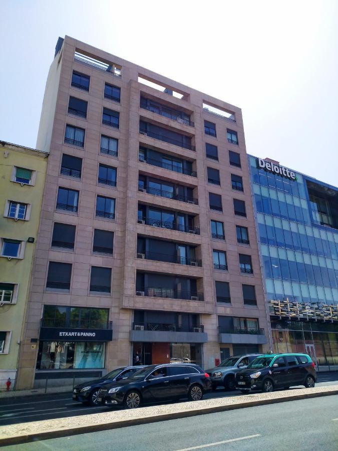 Duplex With Free Pool And Garage Lissabon