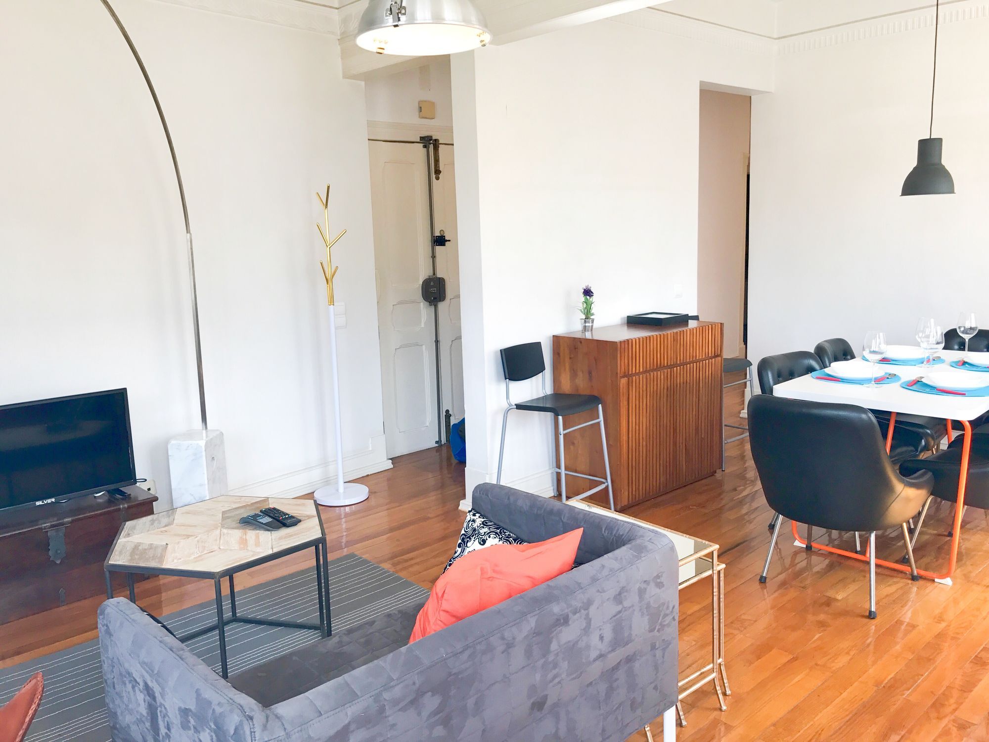 Avenidas Novas By Homing Appartement