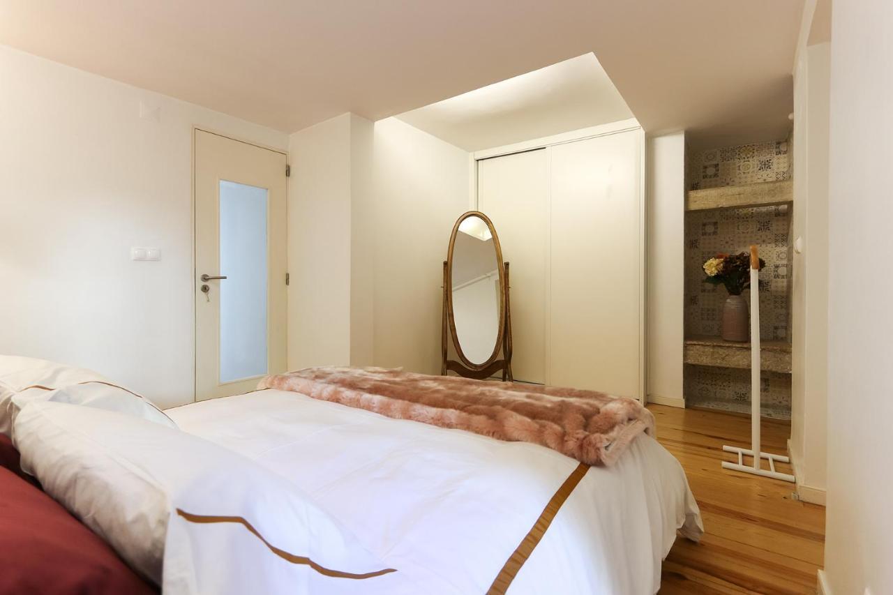 Appartement Charming And Stylish Downtown In Xix Century Building Lissabon