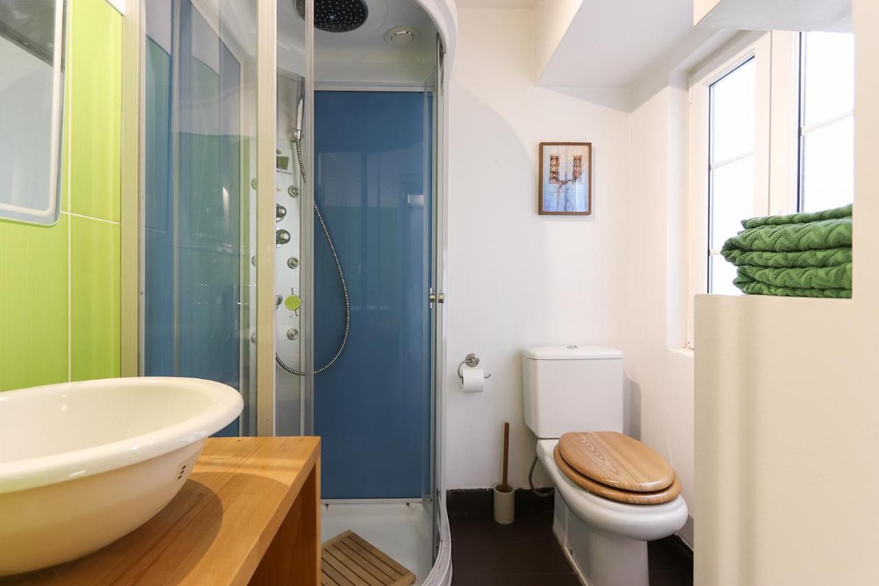 Charming And Stylish Downtown In Xix Century Building * Lissabon