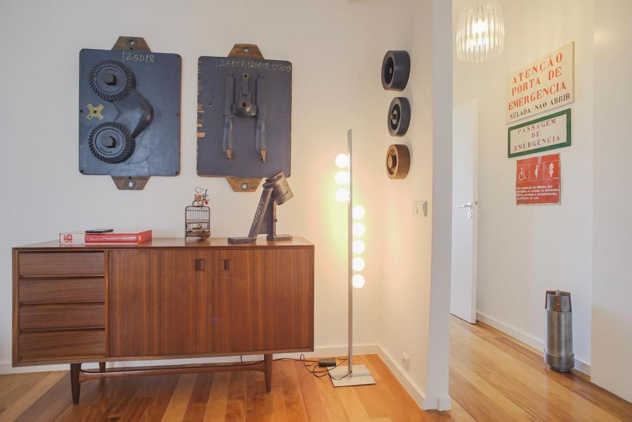 Industrial Flat W/ Garage * Lisboa