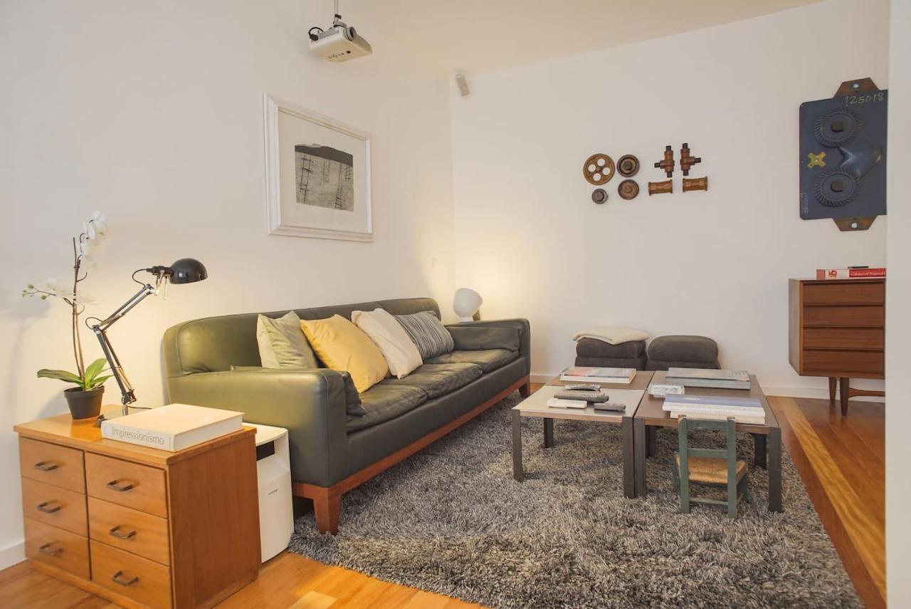 Industrial Flat W/ Garage Appartement *