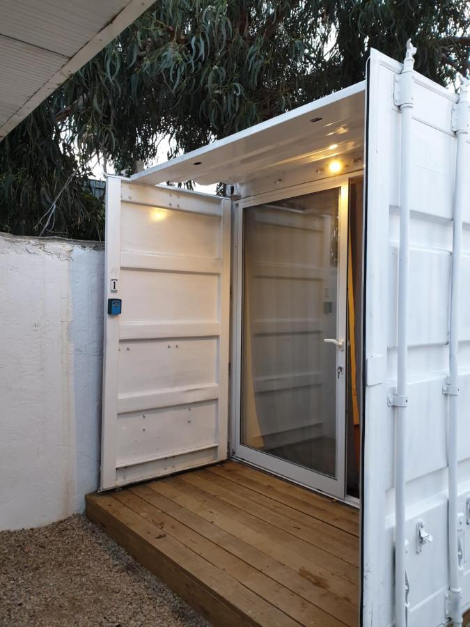 Casa Vale Ecotainer Hostel