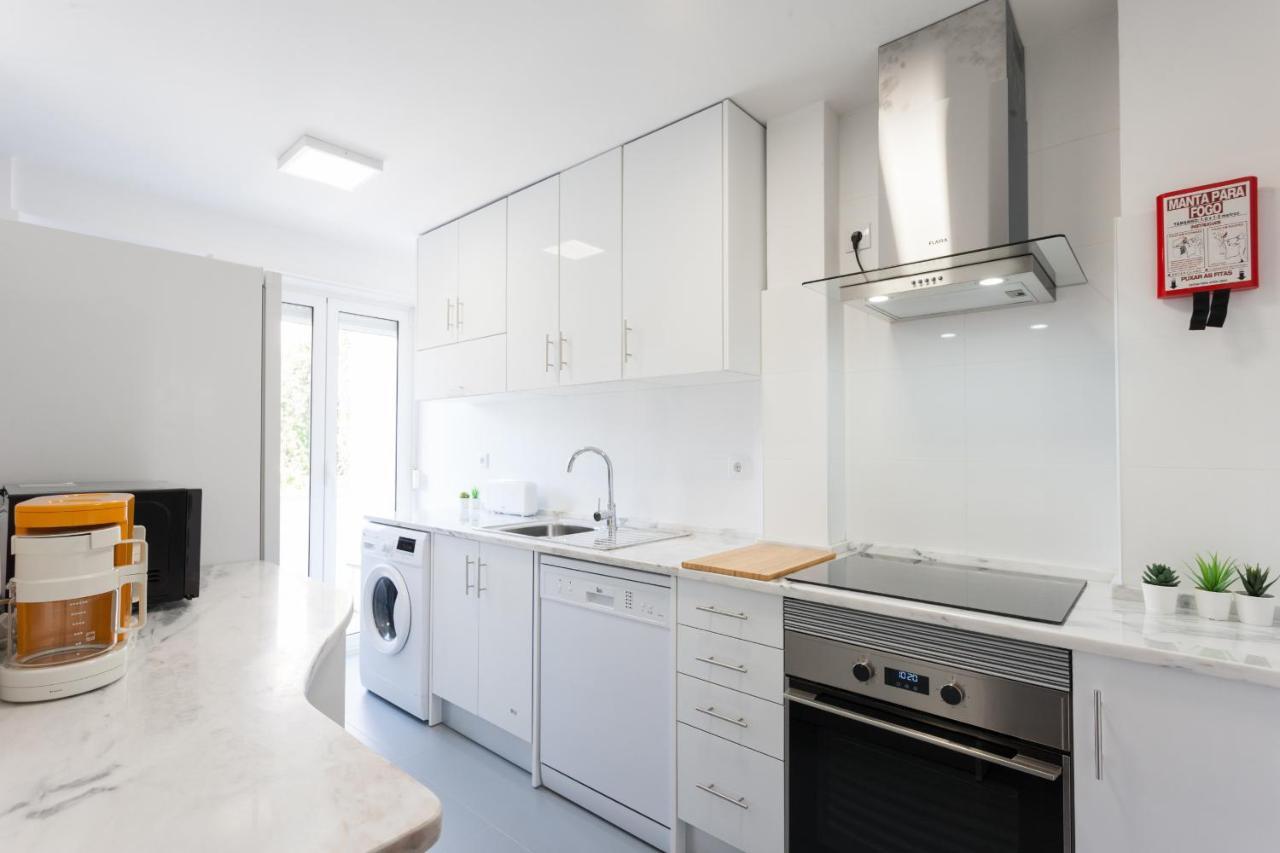 Flh Graca Charming Flat With Balcony