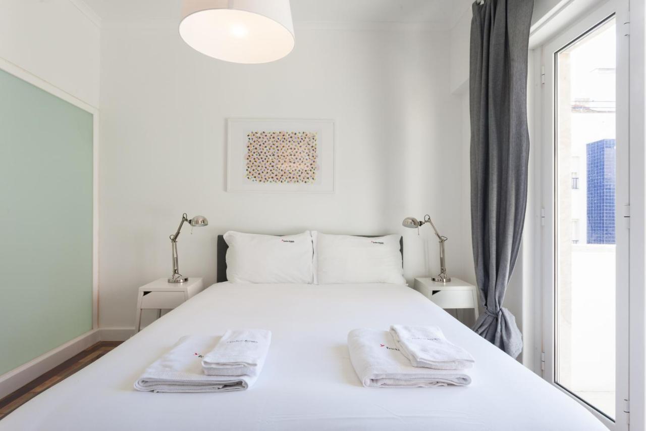 Flh Graca Charming Flat With Balcony Appartement *