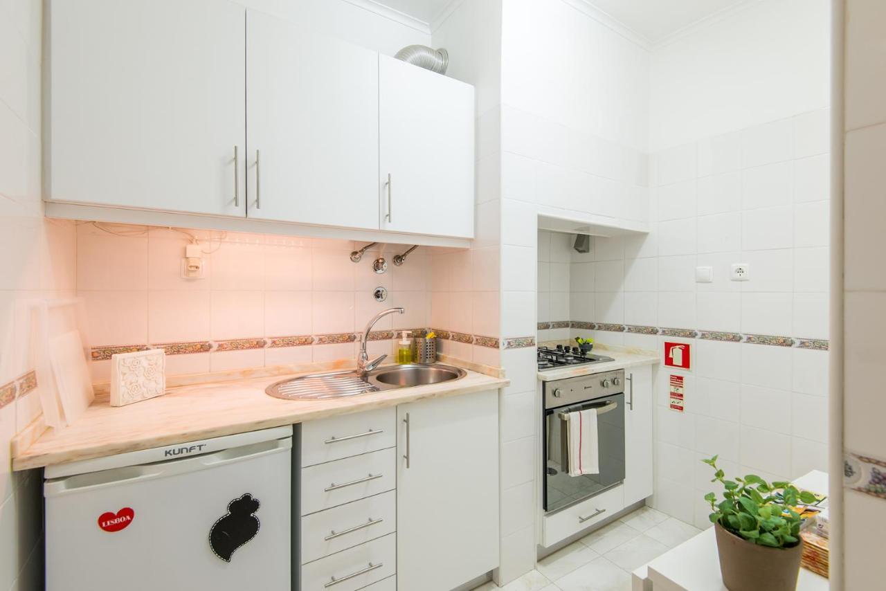 Santos Typical And Cosy Appartement Lisboa