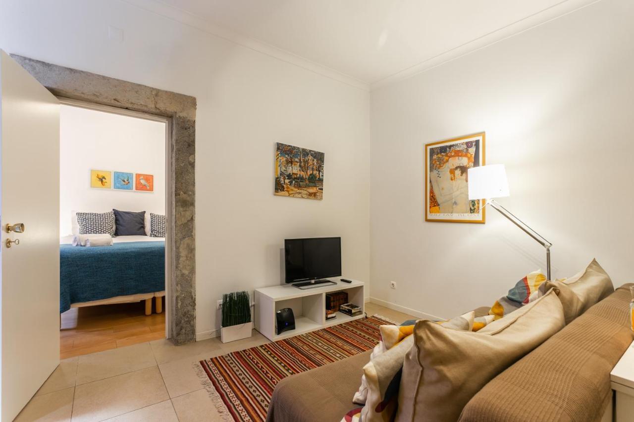 Apartment Cozy Tailor Made With A Refreshing Terrace *