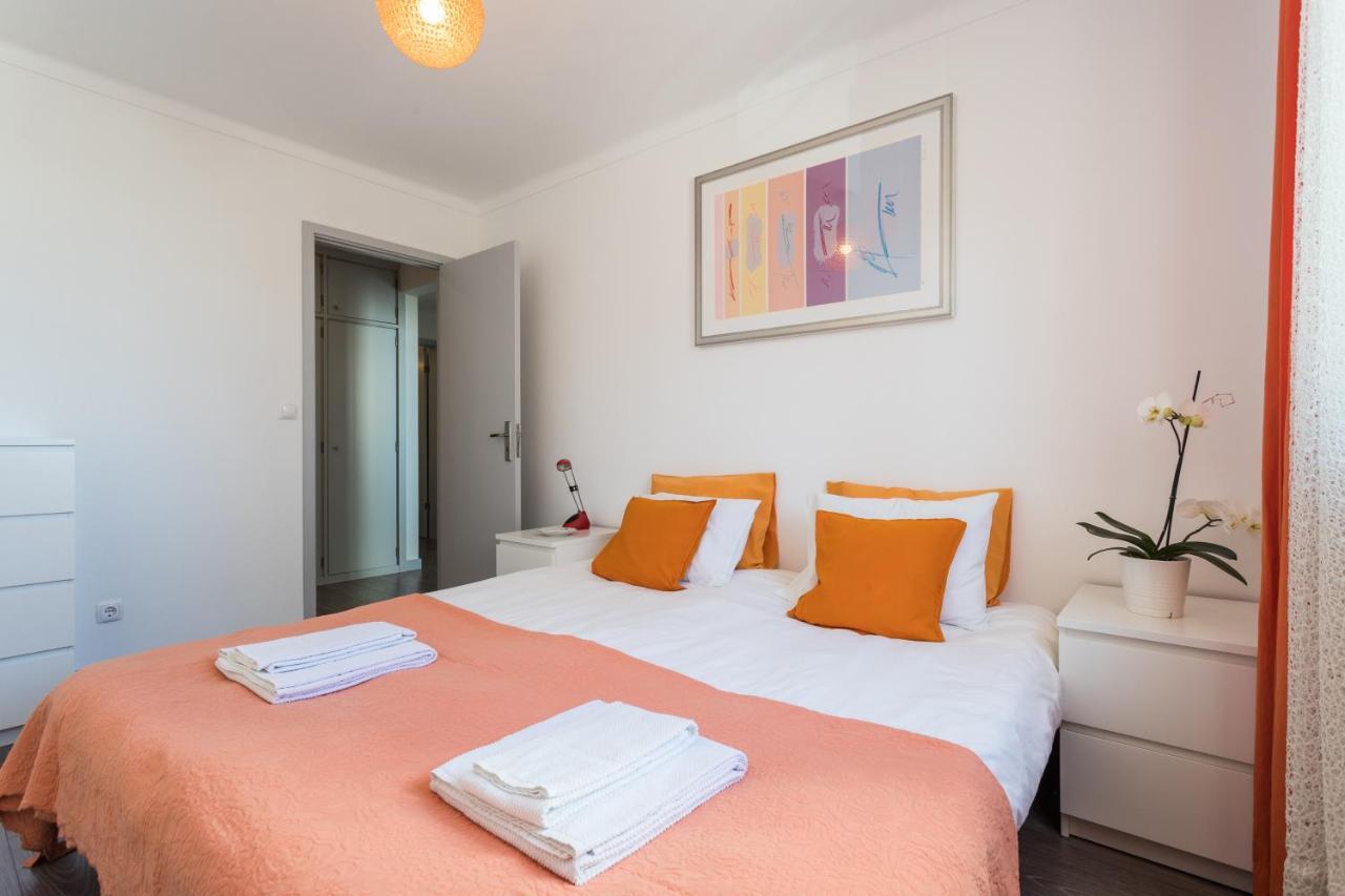 Appartement Parque Nacoes, Near Airport, Metro Station Lissabon