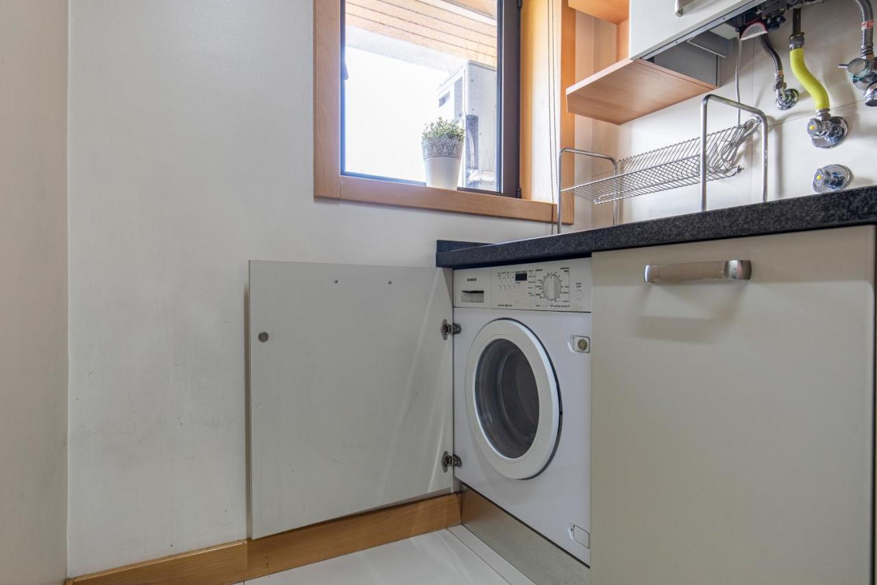 Lovelystay - Modern In Anjos Appartement