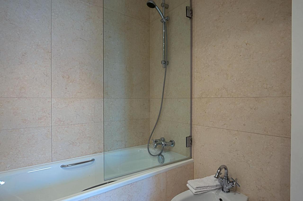 Chiado Penthouse Apartment *